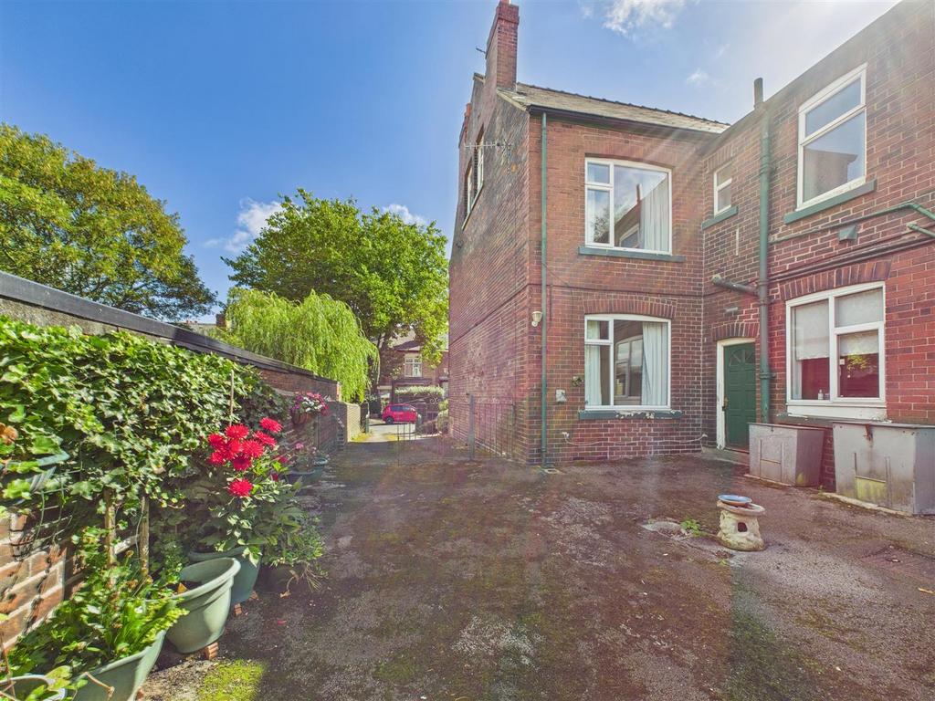 CAM04279 G0-PR0187-STILL012.jpg