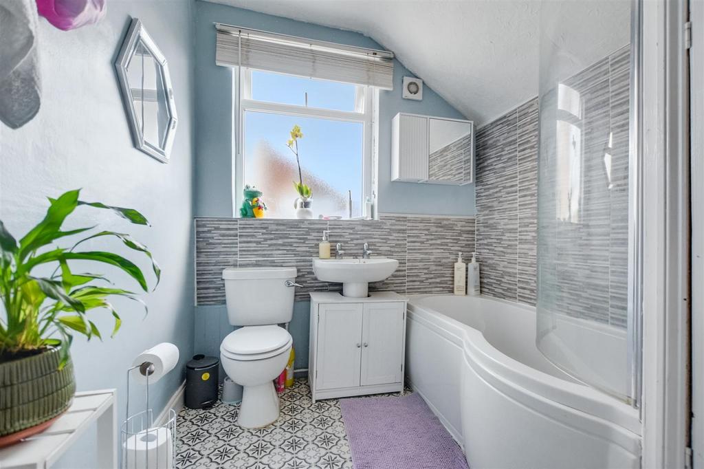 Bathroom.jpeg