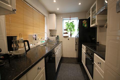 2 bedroom detached house for sale, North Watford (WD24)