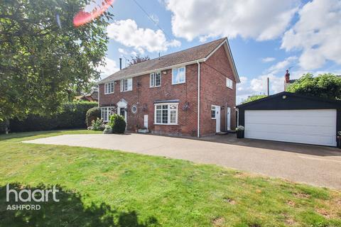 5 bedroom detached house for sale, The Forstal, Ashford