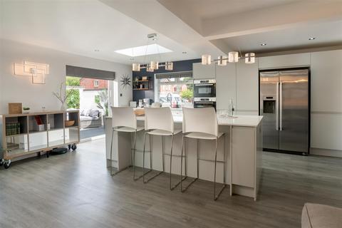 8 Eclipse Road, Alcester, B49 5EH