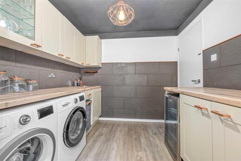 8 Eclipse Road, Alcester, B49 5EH