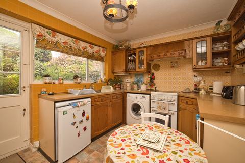 4 bedroom bungalow for sale, Castle Avenue, Broadstairs, CT10