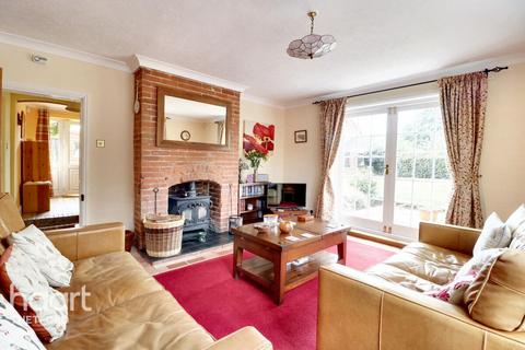 undefined, Crown Street, Banham