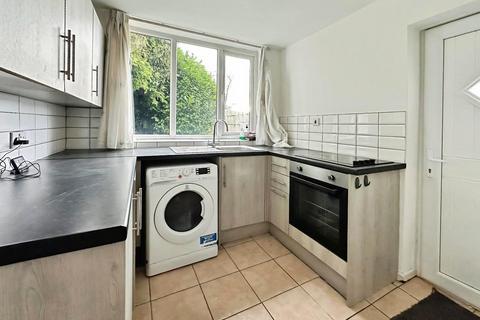 2 bedroom terraced house to rent, Leigh Road, Worsley, Manchester