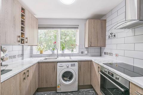 Elias Place, Oval, London, SW8