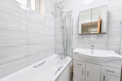 1 bedroom flat for sale, Elias Place, Oval, London, SW8