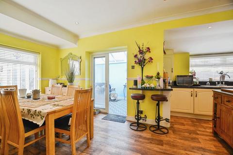 2 bedroom detached bungalow for sale, Ashville Avenue, Stockton-on-Tees TS16