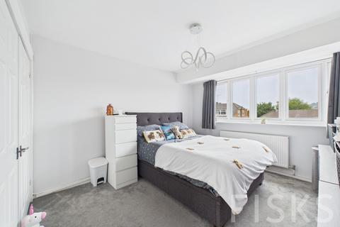 2 bedroom bungalow for sale, Karen Close, Benfleet, SS7