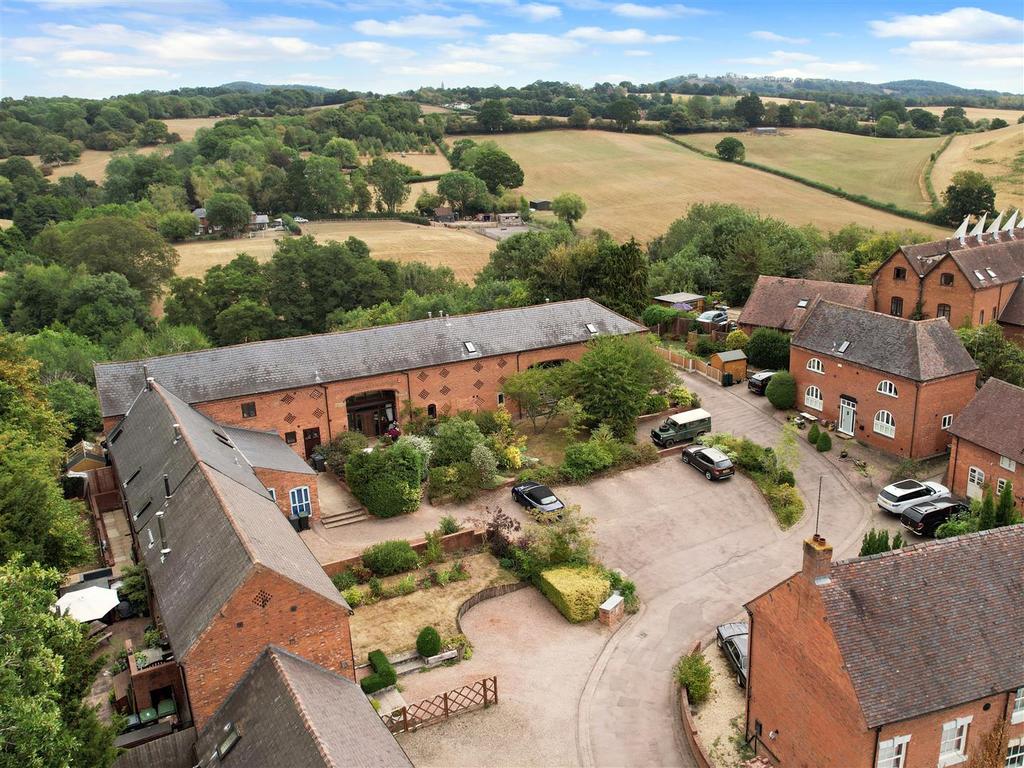 Court Farm