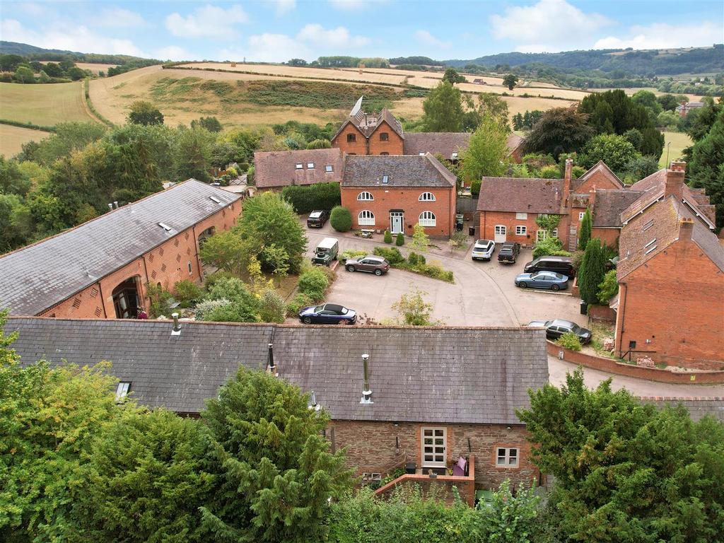 Court Farm