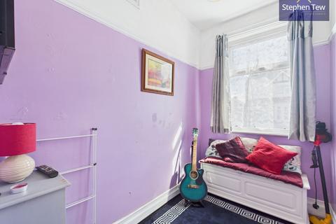 undefined, James Avenue, Blackpool, FY4
