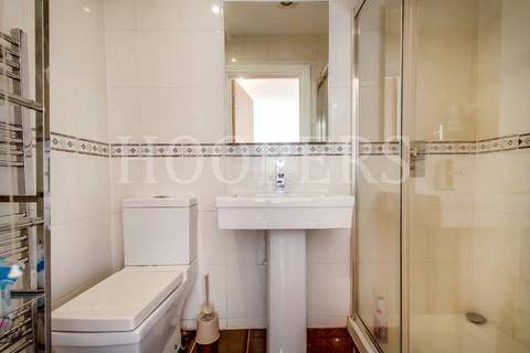2 bedroom flat for sale, Leeland Way, London, NW10