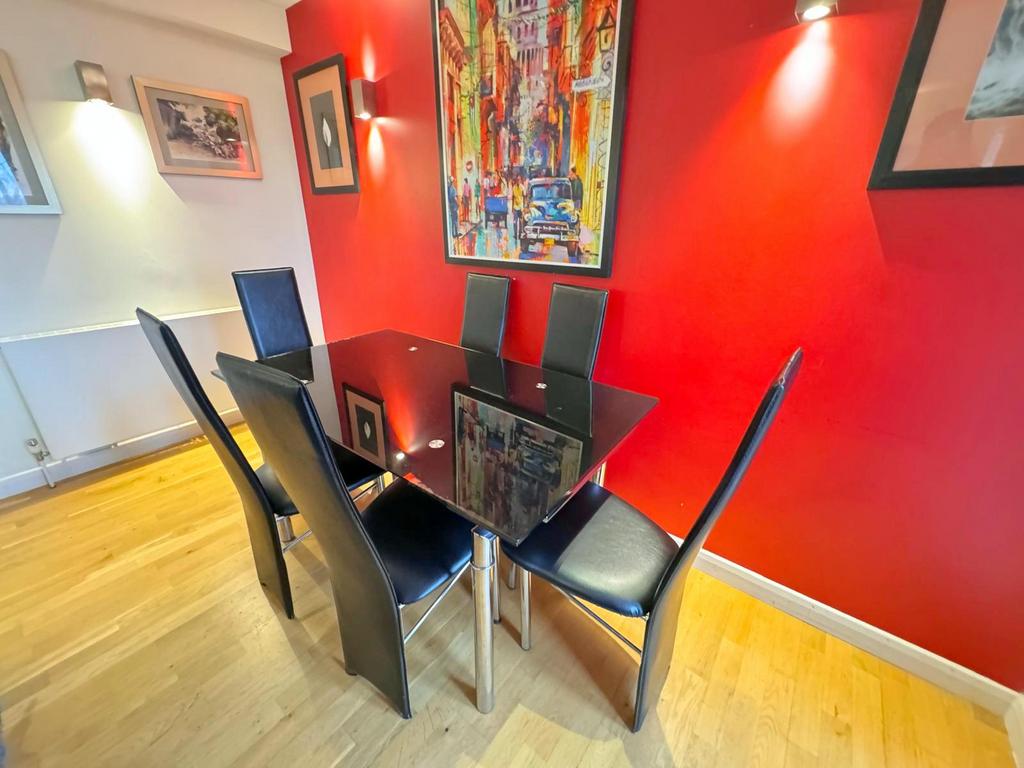 3 Bed for sale, Buy in Lonond, NW11 -...