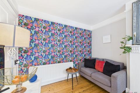 20 Asquith Road, Cheltenham, GL53 7EL