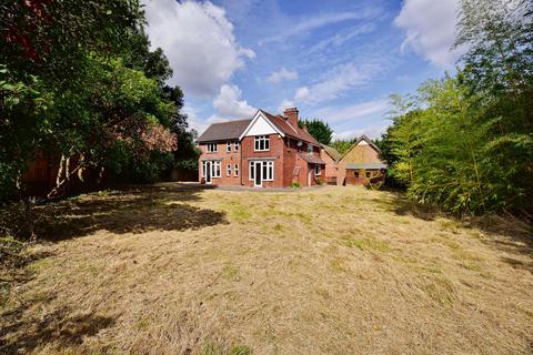 4 bedroom detached house for sale, Castle Way, Leybourne, ME19