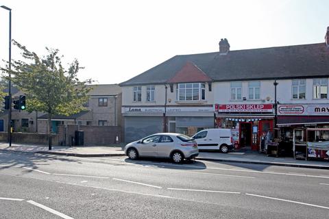 Retail property (high street) to rent, 360 Staines Rd Hounslow TW4 5BD