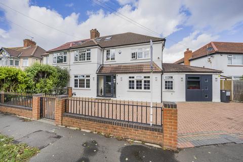 45 Riverside Walk, Isleworth, TW7 6HP