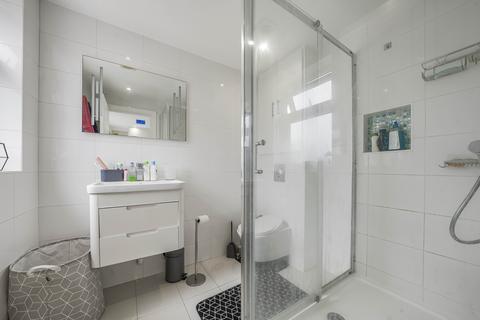 45 Riverside Walk, Isleworth, TW7 6HP