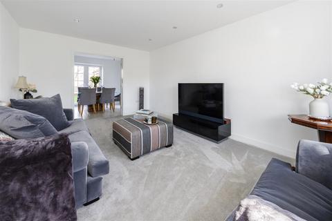 20 Cane Drive, Bricket Wood, St Albans, AL2 3FP