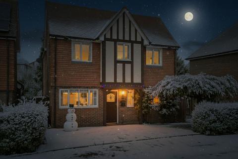 undefined, College Avenue, Maidstone, ME15