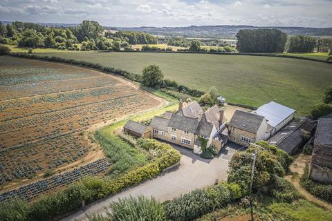 5 bedroom detached house for sale, Hidcote Road Ebrington Chipping Campden, Gloucestershire, GL55 6NA
