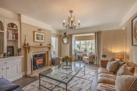 5 bedroom detached house for sale, Hidcote Road Ebrington Chipping Campden, Gloucestershire, GL55 6NA