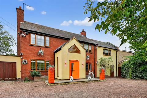 4 bedroom detached house for sale, Harmony House, Leeds Road, Selby