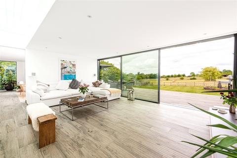 5 bedroom detached house for sale, Ellesborough Road, Little Kimble, Buckinghamshire, HP17