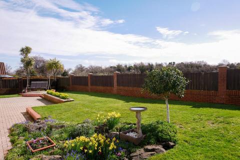4 bedroom detached house for sale, Whitcliffe Drive, Penarth