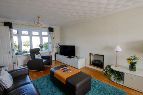 4 bedroom detached house for sale, Whitcliffe Drive, Penarth