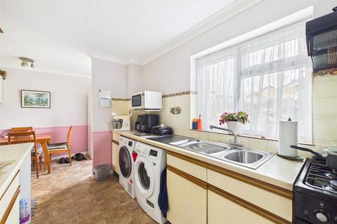 3 bedroom end of terrace house for sale, Kernow Crescent, Bude, Cornwall
