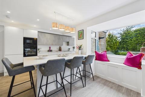 undefined, St. Quentin Drive, Sheffield