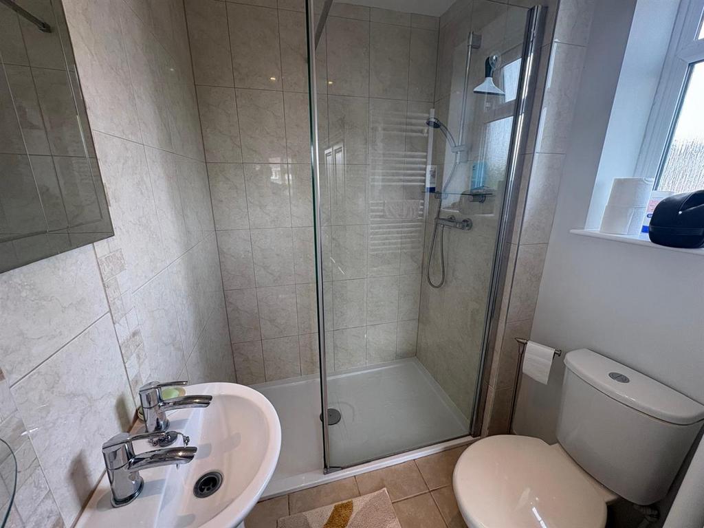 Bedroom Two Ensuite
