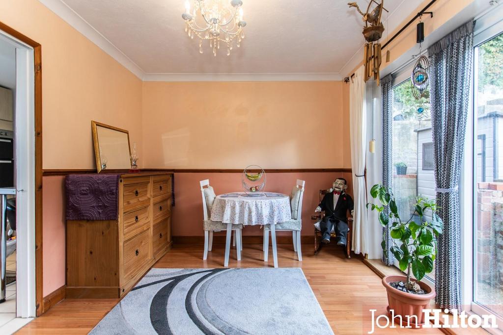 Rotherfield Crescent-31.jpg