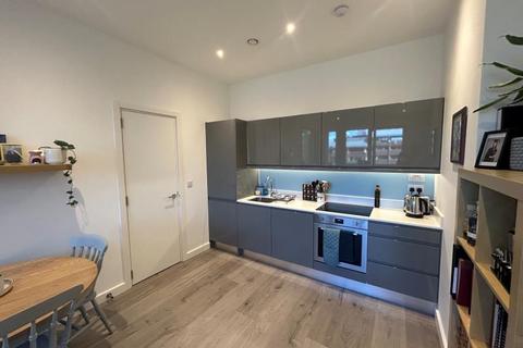 undefined, Ladymead, Guildford GU1