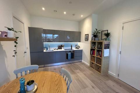 undefined, Ladymead, Guildford GU1