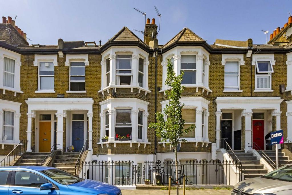 Mirabel Road, Fulham SW6 3 bed flat - £2,999 pcm (£692 pw)
