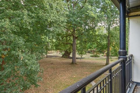 2 bedroom apartment for sale, Westerham Road, Keston