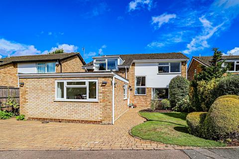 4 bedroom detached house for sale, Lombardy Close, Hemel Hempstead, HP2