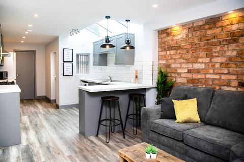 1 bedroom in a house share to rent, Terry Road, Stoke, Coventry