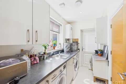 10 Mimosa Close, Epsom, KT17 3FF