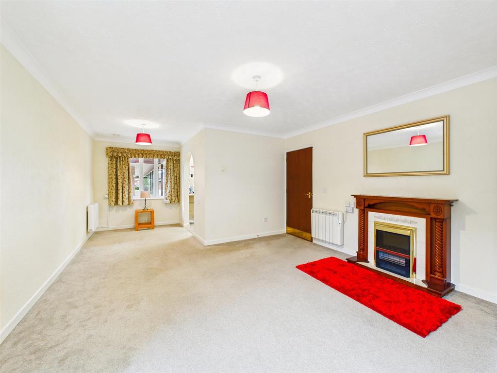 Living/dining room