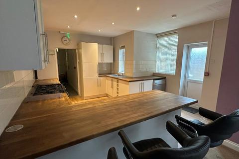 undefined, Station Road, Chingford, London