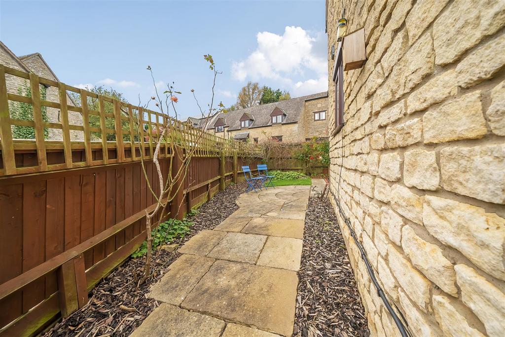 1 Wappenham Road, Helmdon (22).jpg