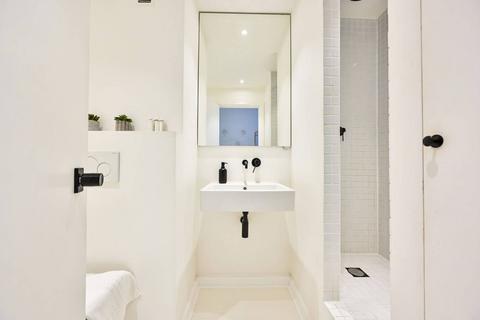 undefined, Cromwell Road, Earls Court, London, SW5