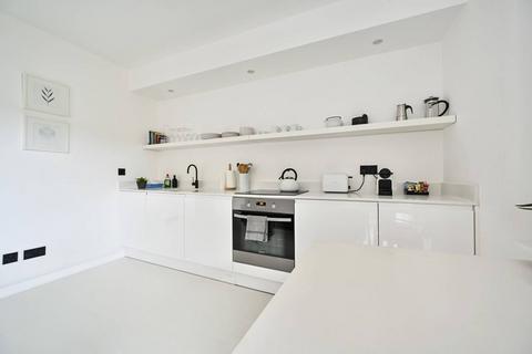 undefined, Cromwell Road, Earls Court, London, SW5