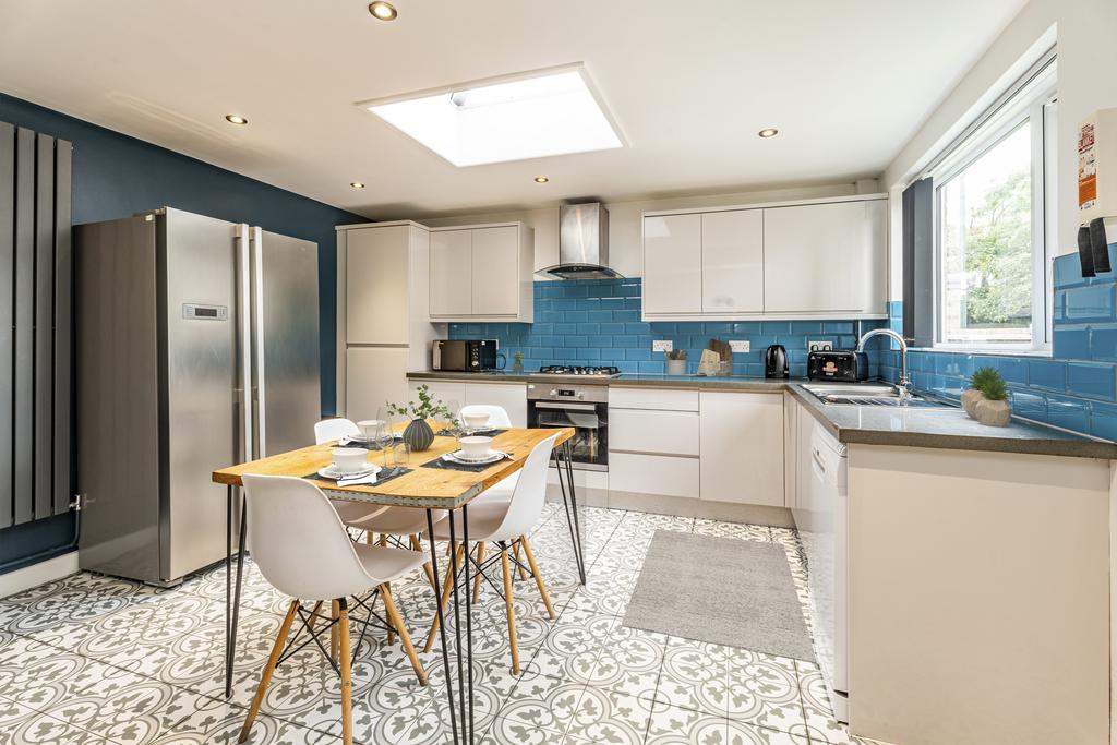 5 forsythia garden-1