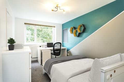 5 bedroom house to rent, Forsythia Garden, Nottingham NG7