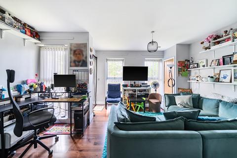 Flat 15, Harman Court Rectory Park Avenue, Northolt, UB5 6SS